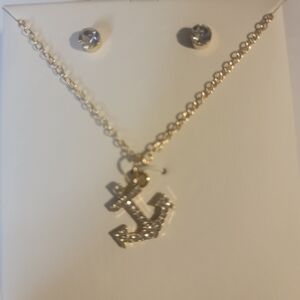 Source Unknown Gold Anchor Necklace Set